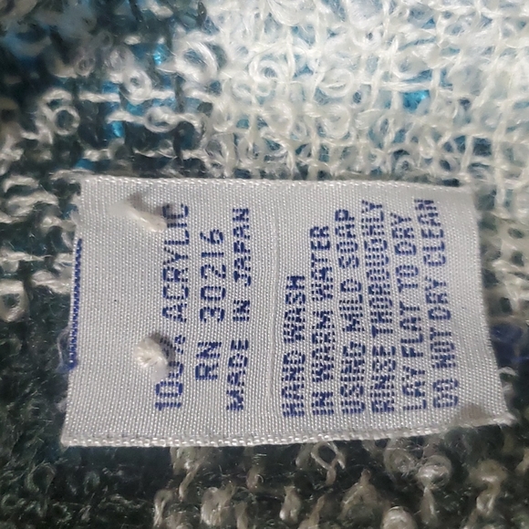 Vintage Scarf - Picture 6 of 6